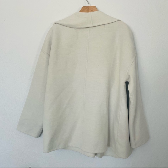 St.John wool/cashmere blanket coat $1300 retails - Picture 5 of 11